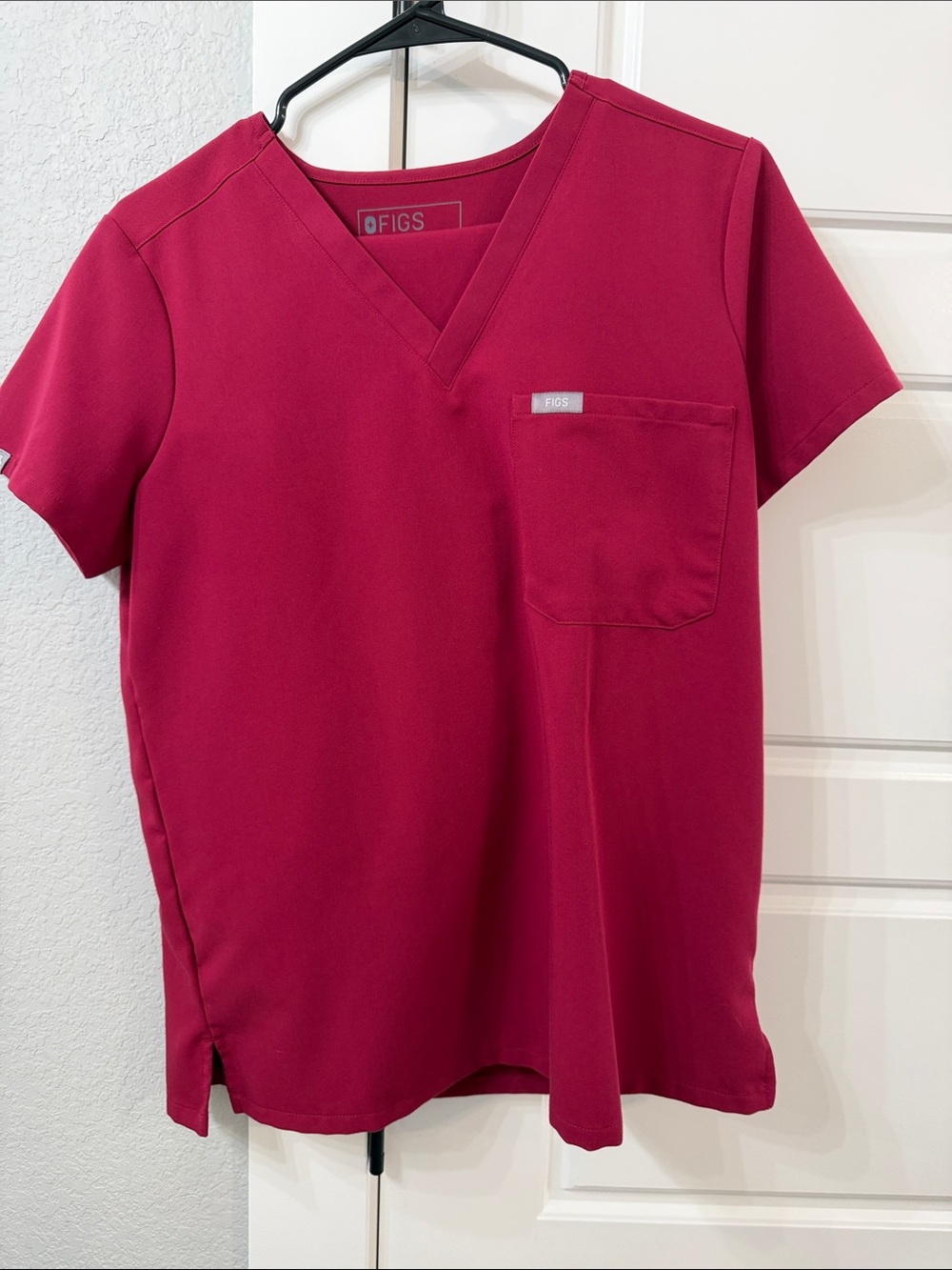 Figs Women's Scrub Set Deep Cranberry